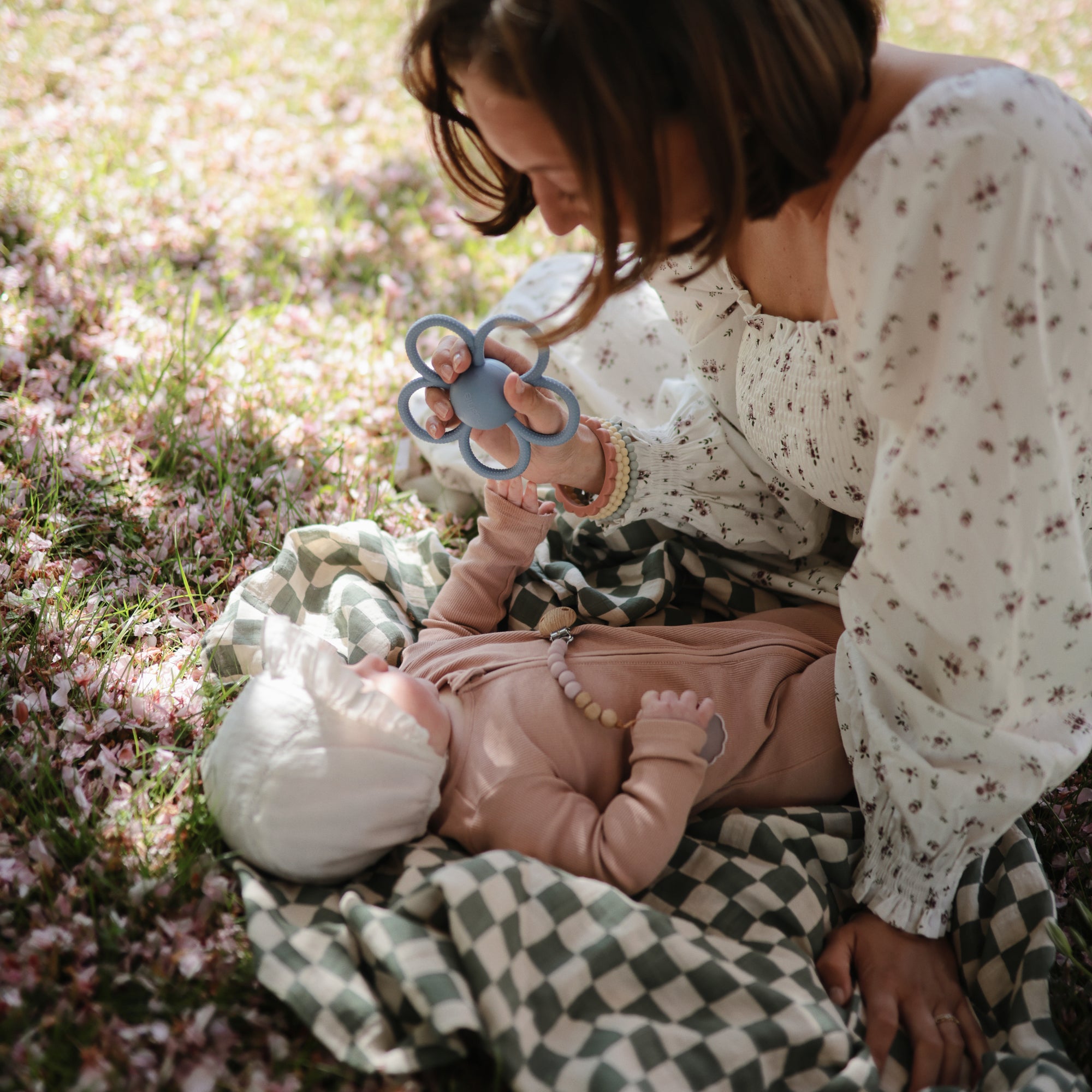 Flower Teether Bracelet
