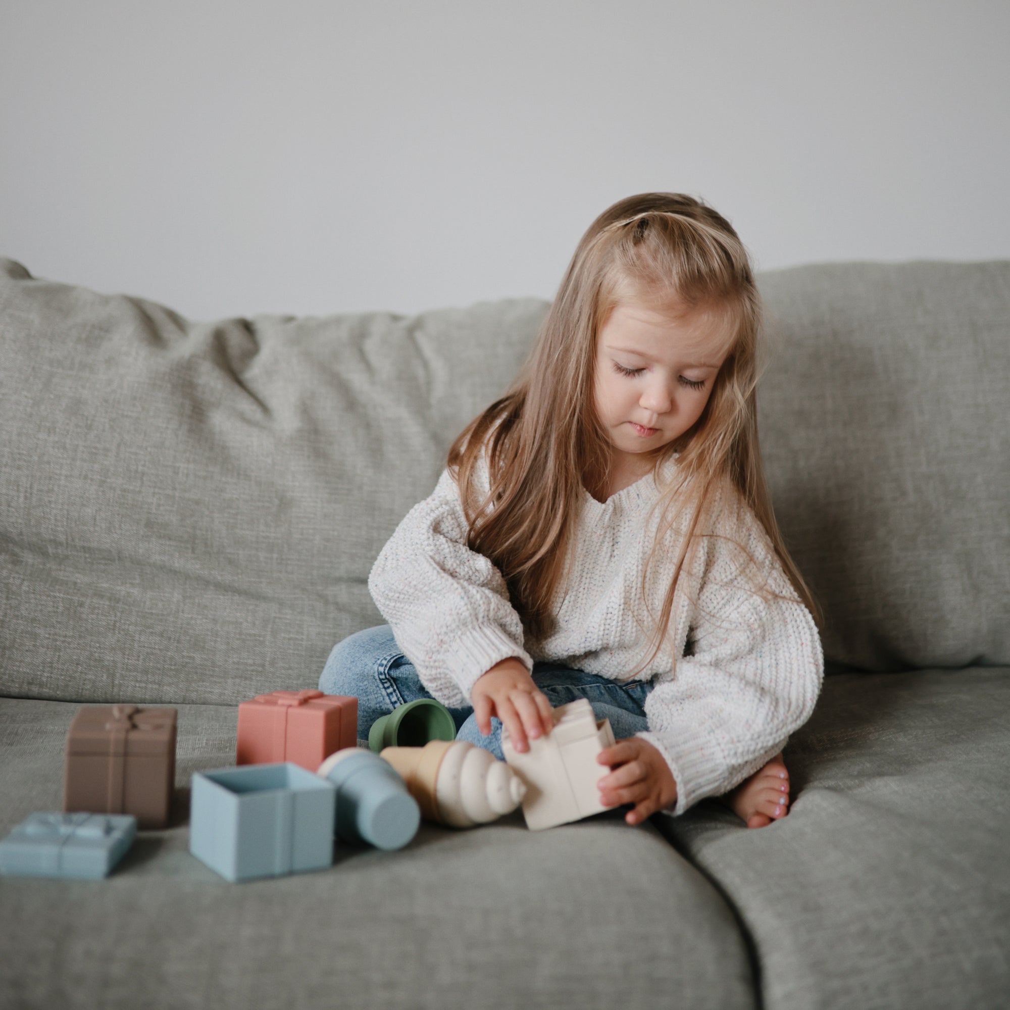 Mix and Match Present Toy