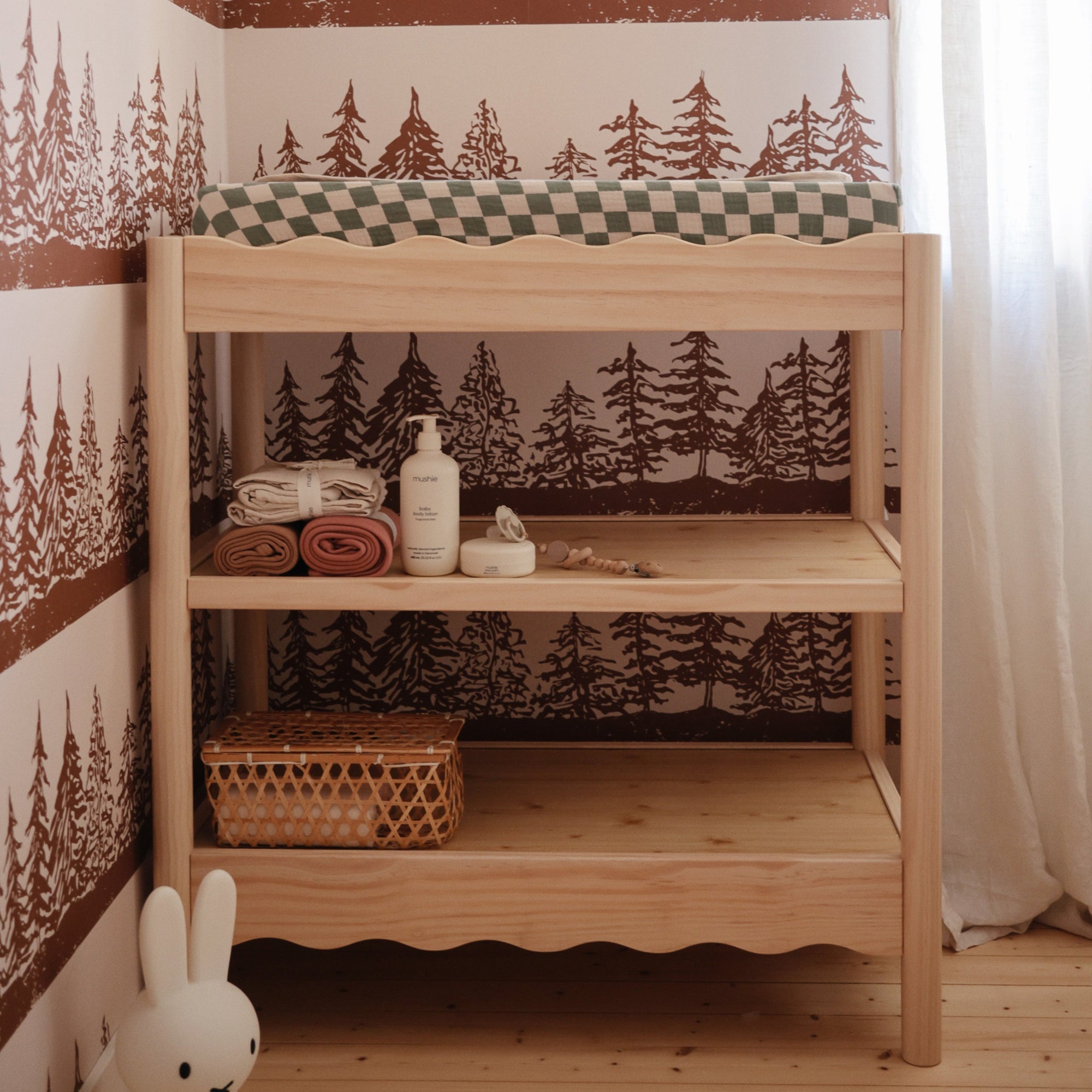 babyletto x Mushie Swell Changing Table