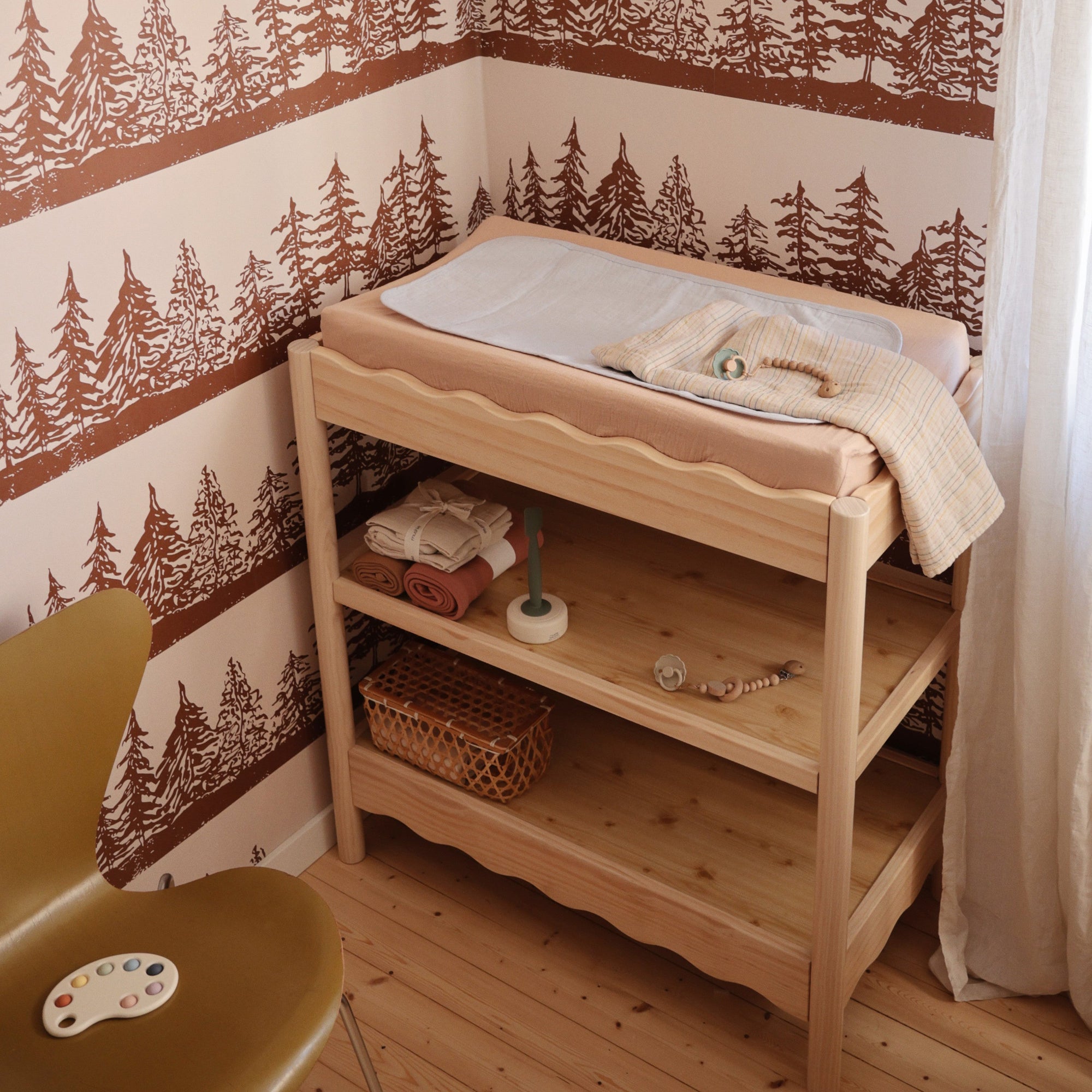 babyletto x Mushie Swell Changing Table